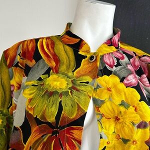 Floral Short-Sleeve Tunic - Big Floral